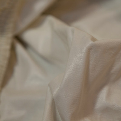 Nepriepustné a priedušné bambusové prestieradlo s polyuretánom 90x200 - krémové